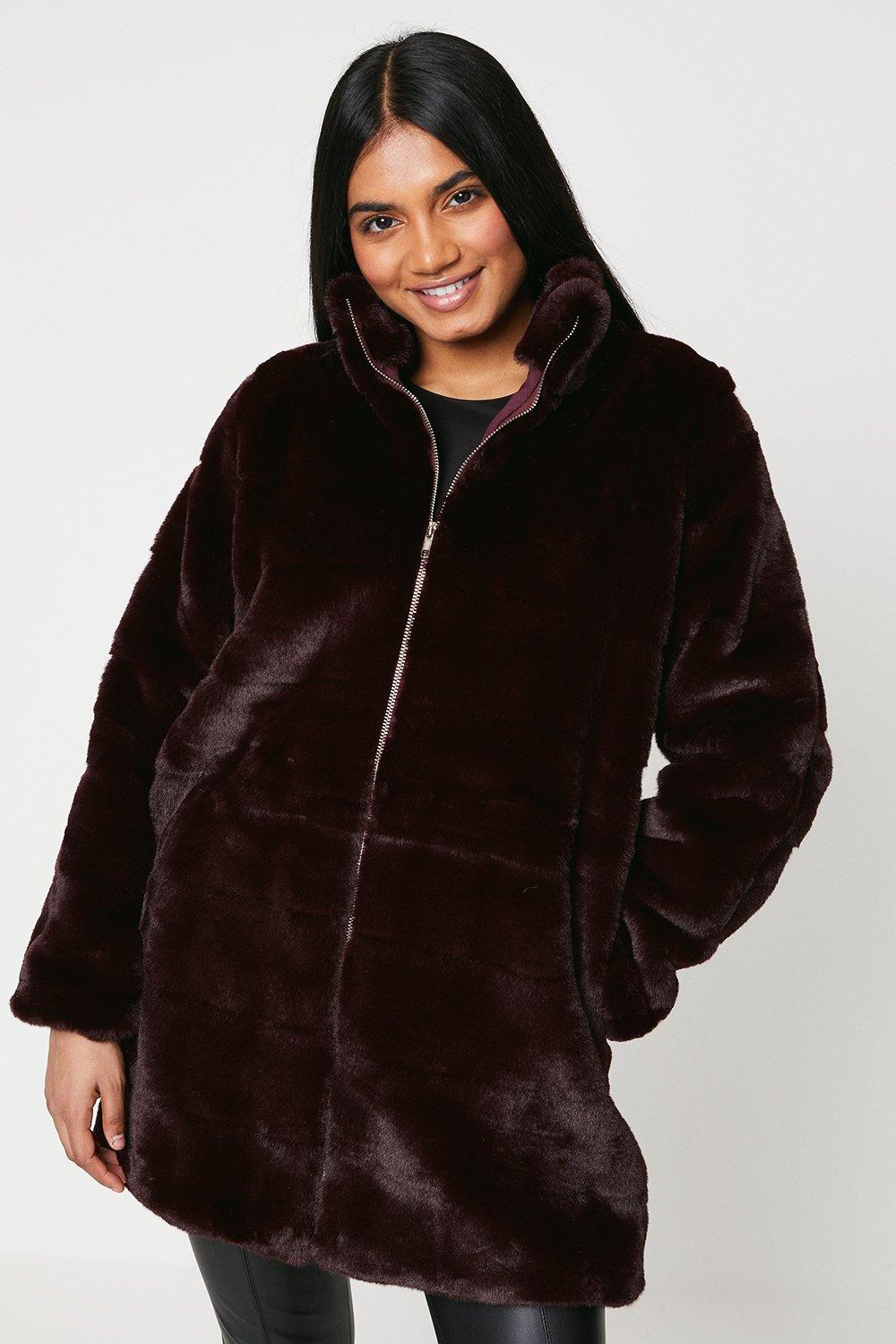 Women’s Petite Longline Zip Through Faux Fur Coat - berry - L