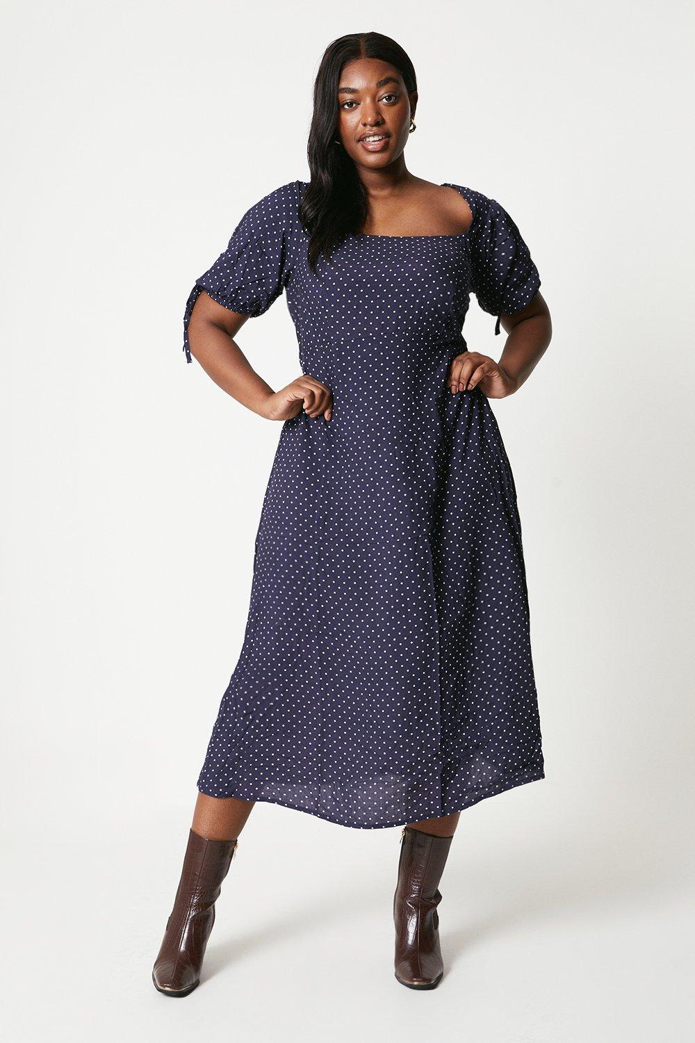 Navy on sale dress curve