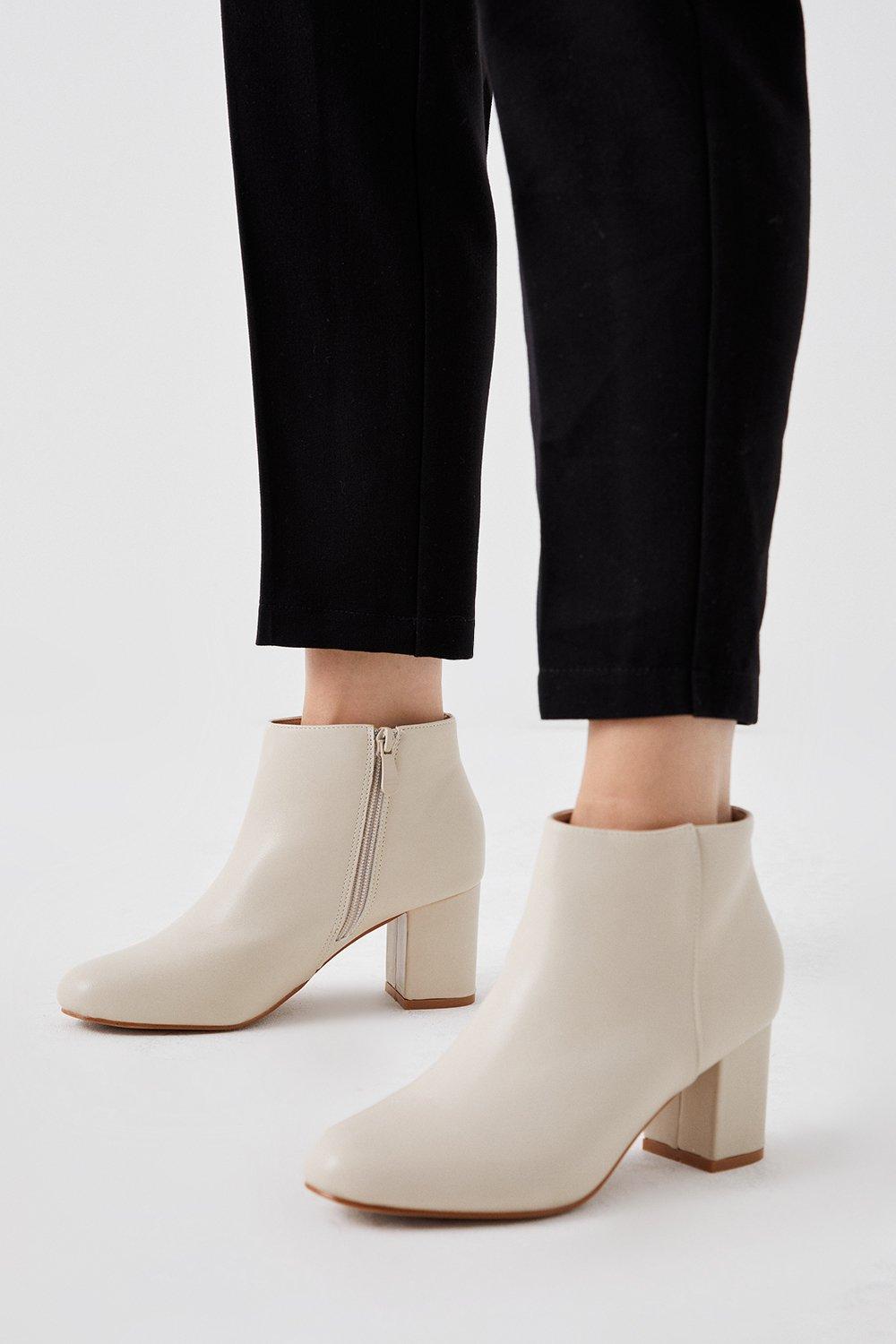 Women’s Marcia Block Heel Shoe Boots - cream - 4