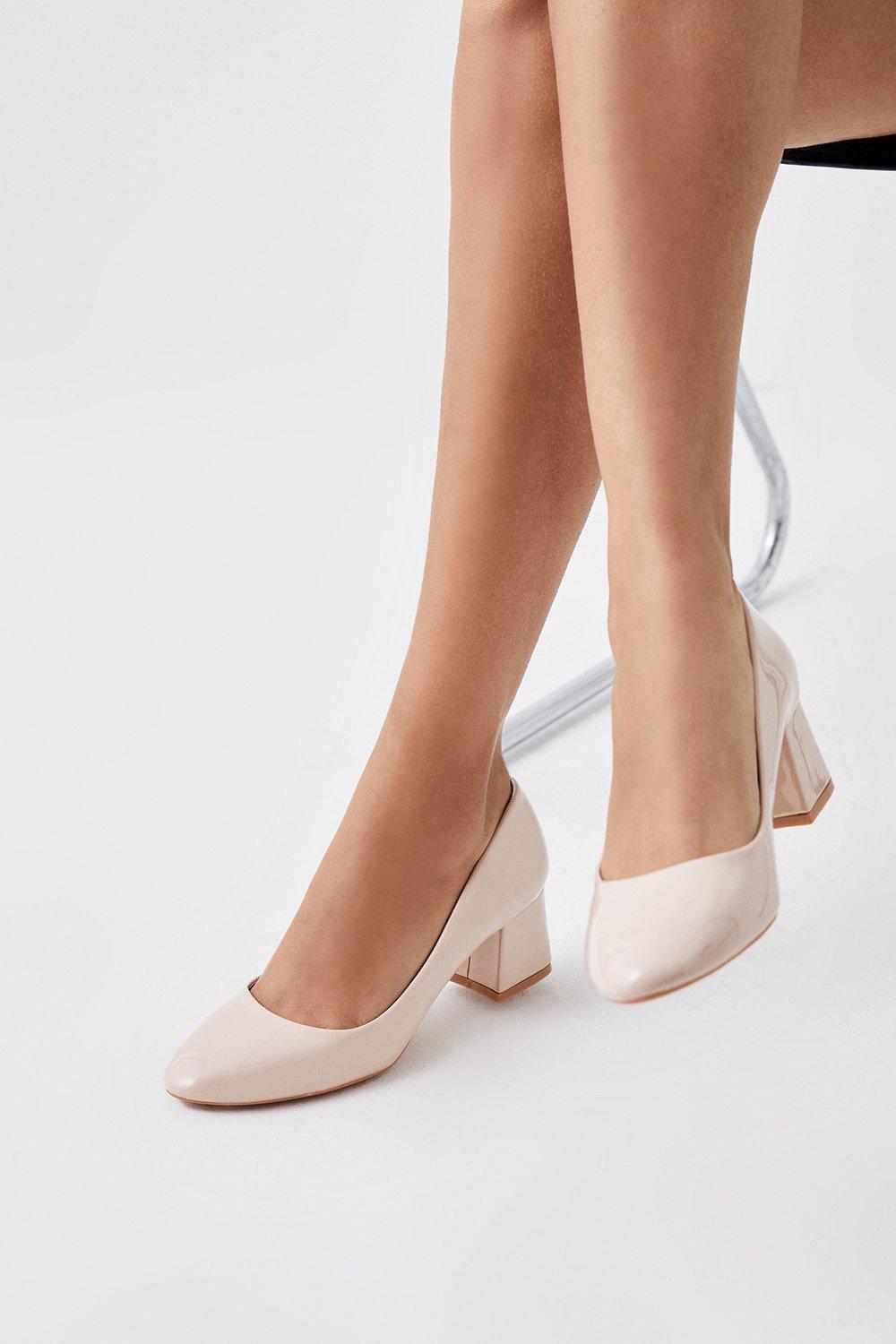 Women’s Principles: Deacon Almond Toe Low Block Heel Court Shoes - beige - 6