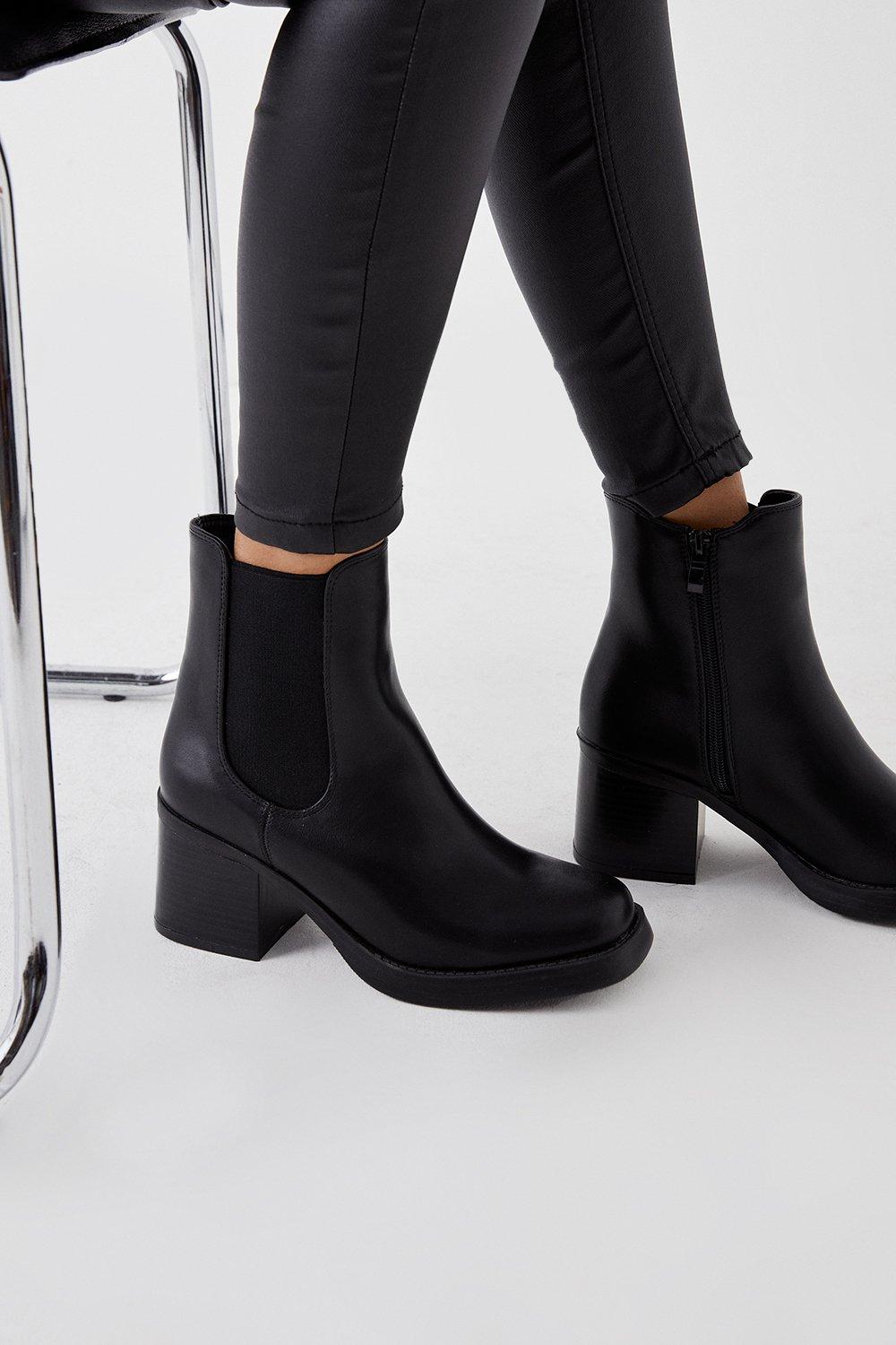 Women’s Faith: Alberta Square Toe Stack Heel Ankle Boots - black - 8
