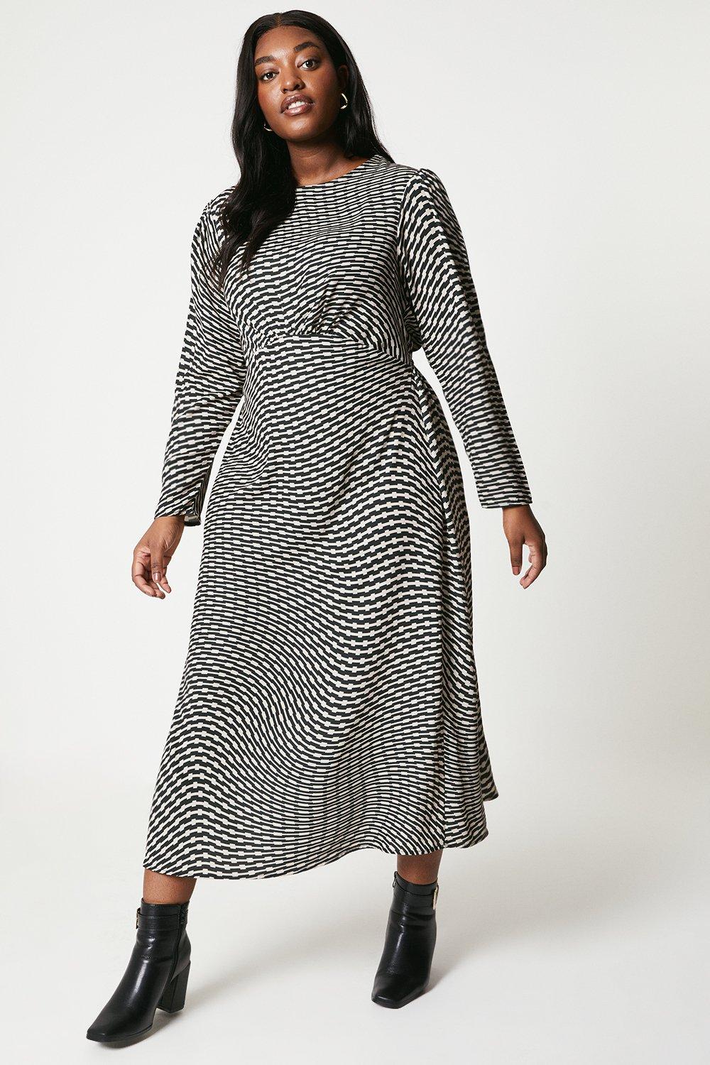 Dp curve dresses discount
