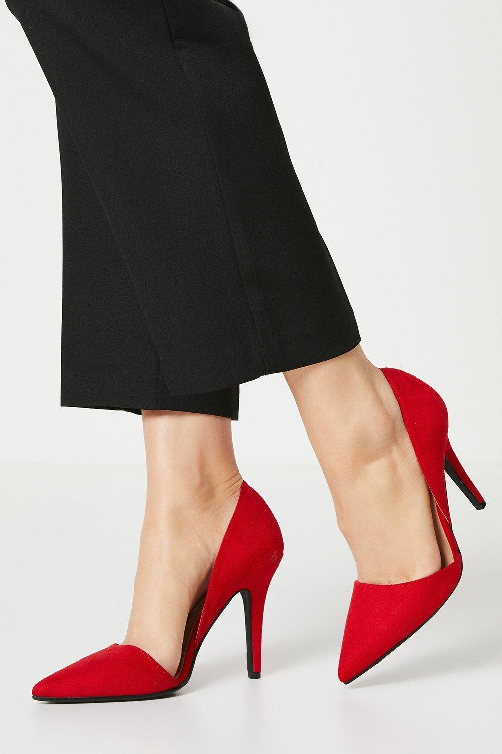 Red pointed best sale court shoes