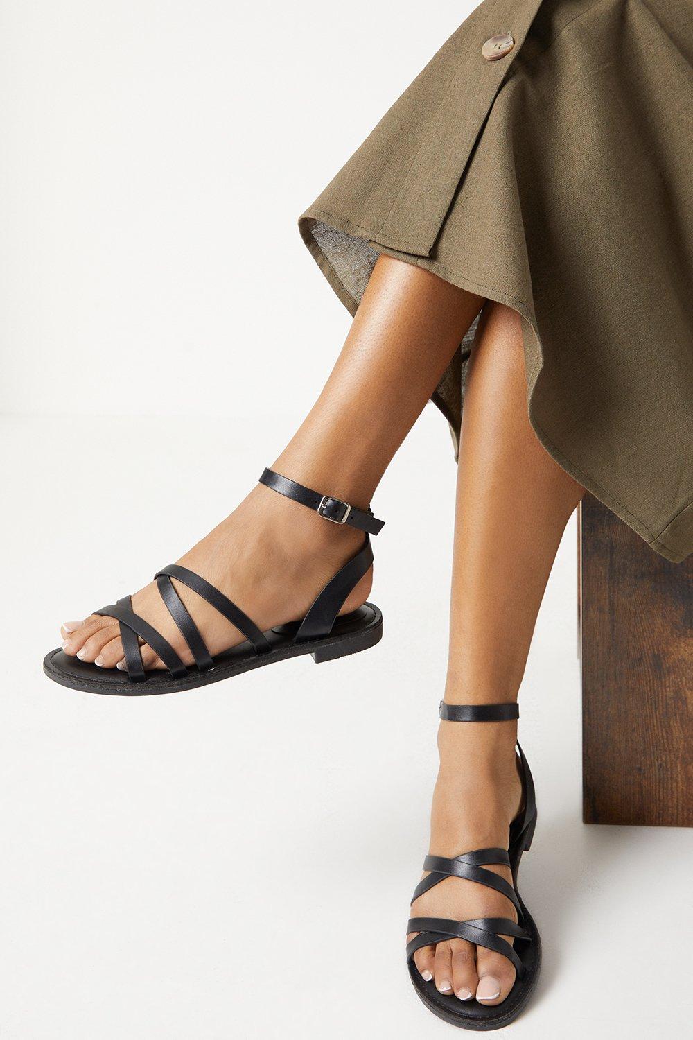 Women's Faith: Marinette Multi Cross Strap Flat Sandals - black - 7