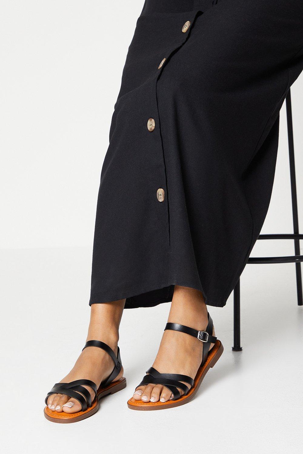 Women’s Good For The Sole: Melanie Comfort Cross Strap Flat Sandals - black - 7