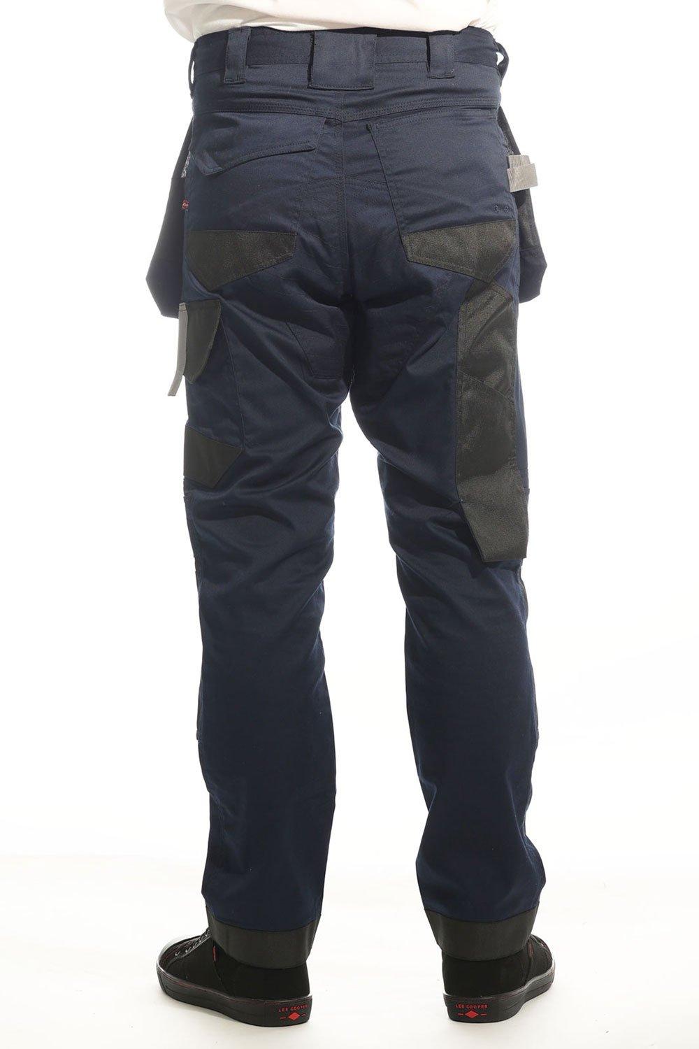 Buy Lee Cooper Relaxed Fit Solid Cargo Pants | Splash KSA
