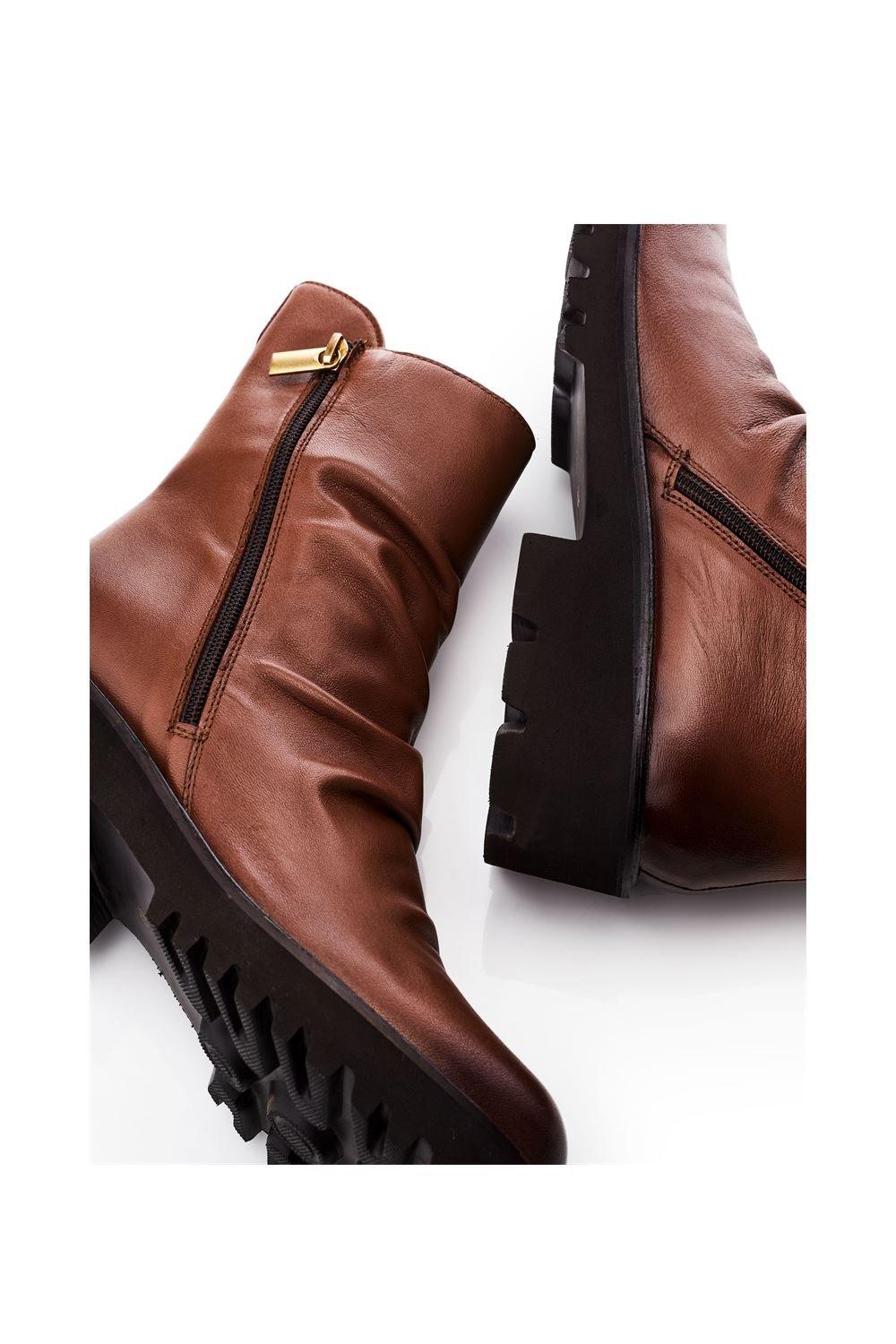 Calandra 2025 chelsea boot