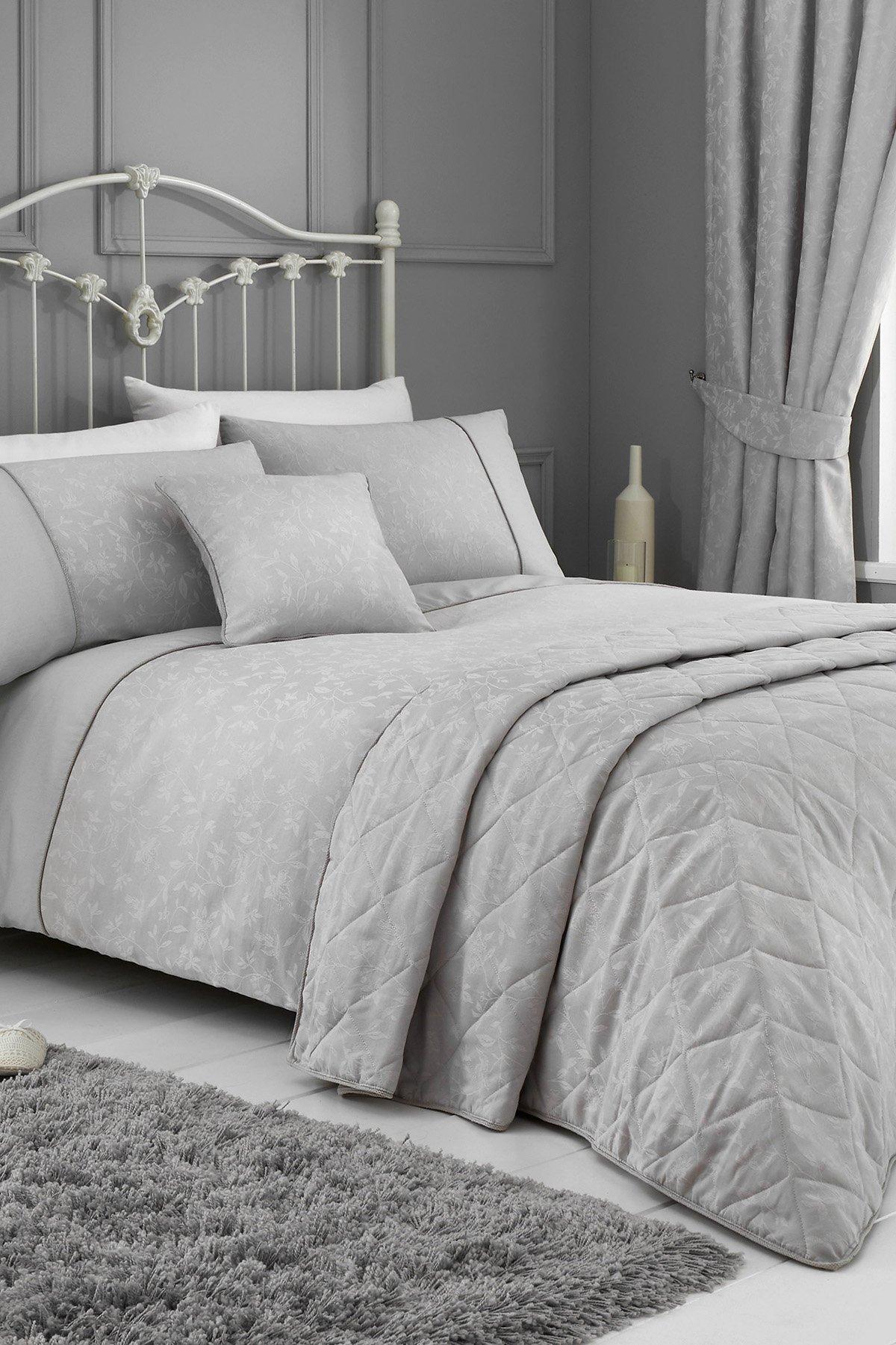 Bedding | 'Michaela' Luxury Rich Dyed Floral Jacquard Duvet Cover Set ...