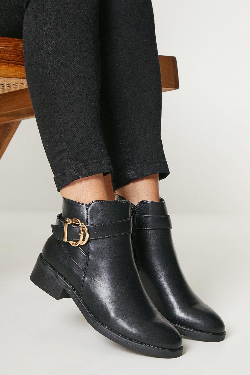 Gold shop buckle boots